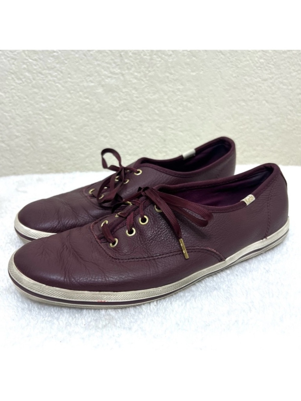 Keds x Kate Spade Leather Sneakers Burgundy Sleek Size 7.5